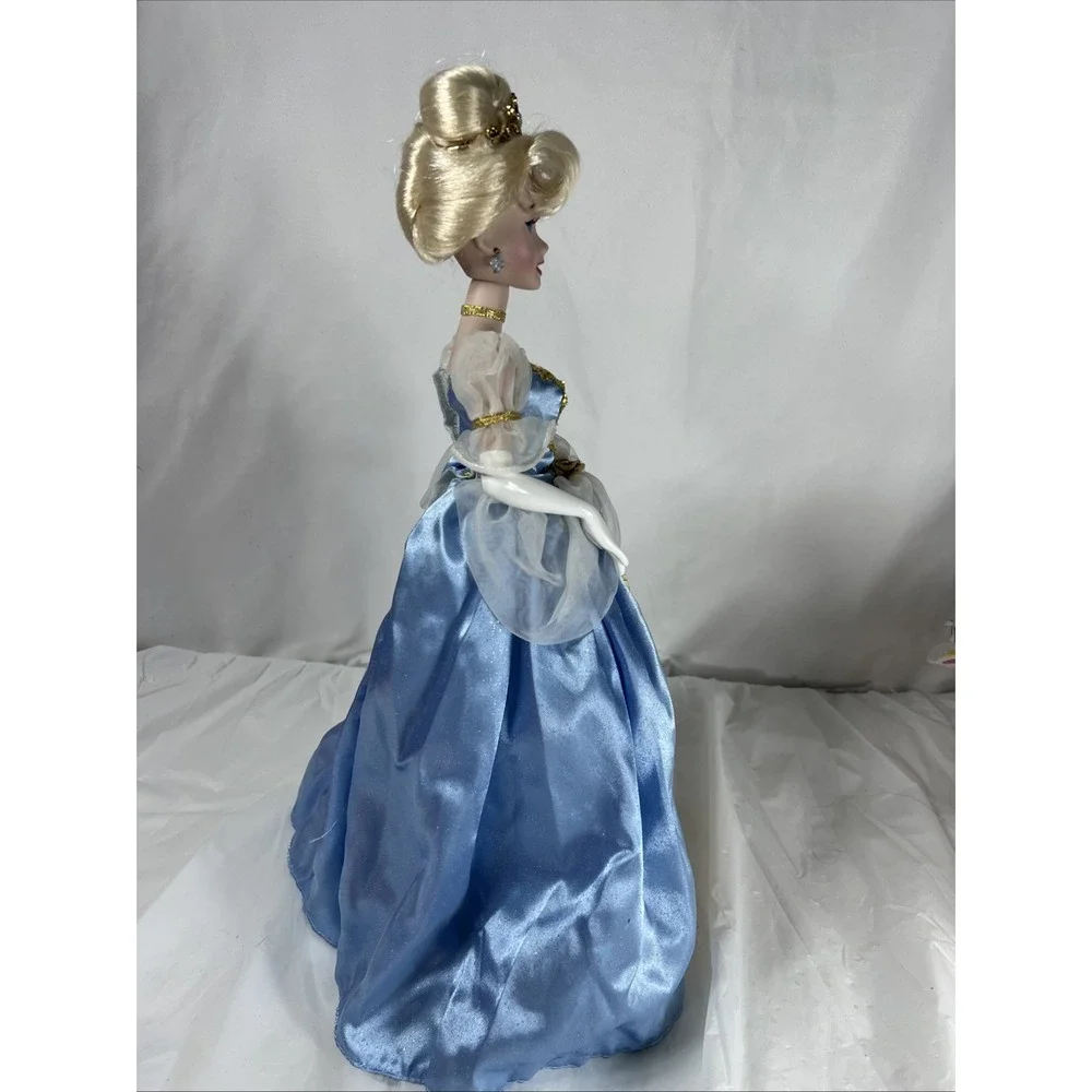 N/A cinderella porcelain